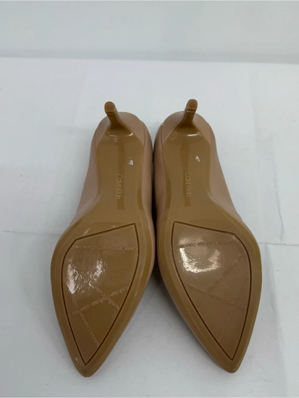 Calvin Klein Kamara Pointed Toe Stiletto Pump Size 7 Leather With Box